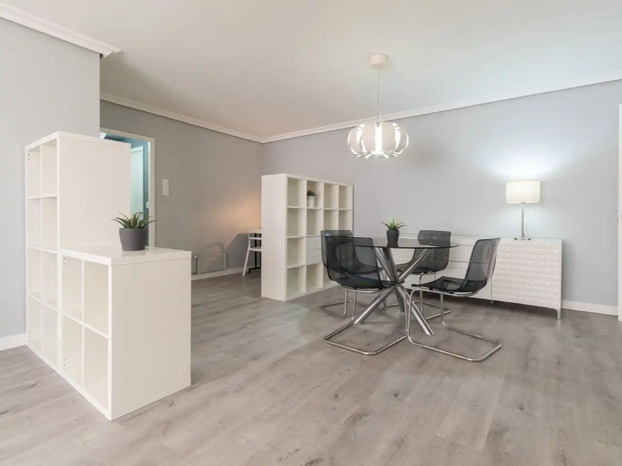 Piso en venta en Rúa da Coruña, 35, Plaza Industria Comedor de Piso en venta en Vigo con Calefacción, Parquet y Trastero