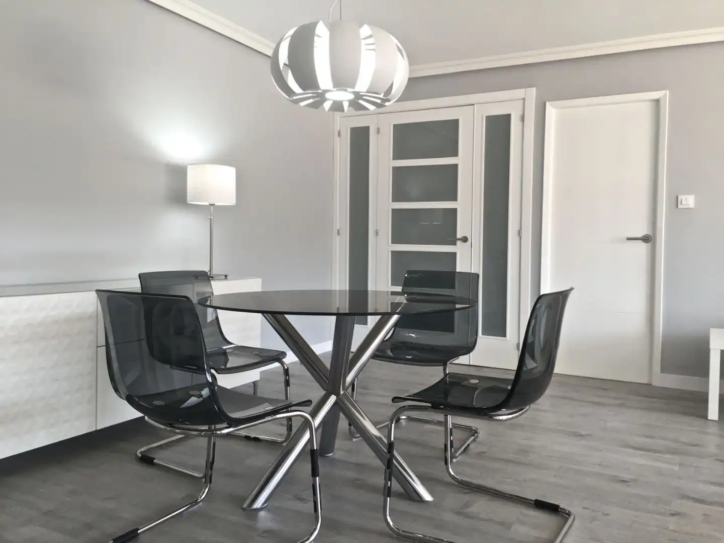 Piso en venta en Rúa da Coruña, 35, Plaza Industria Comedor de Piso en venta en Vigo con Calefacción, Parquet y Trastero