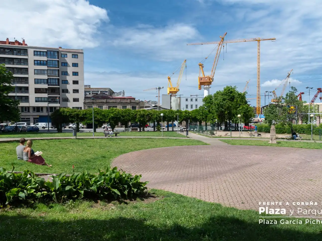 Piso en venta en Rúa da Coruña, 35, Plaza Industria Vista exterior de Piso en venta en Vigo con Calefacción, Parquet y Trastero