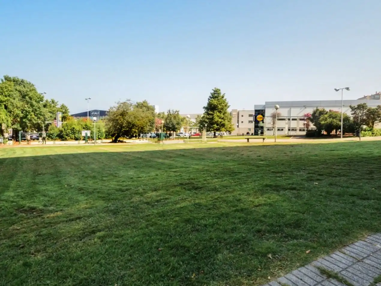 Piso en venta en Rúa da Coruña, 35, Plaza Industria Piso en venta en Vigo con Calefacción, Parquet y Trastero