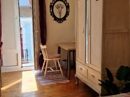 Habitación de Piso de alquiler en Bilbao  con Calefacción, Parquet y Amueblado