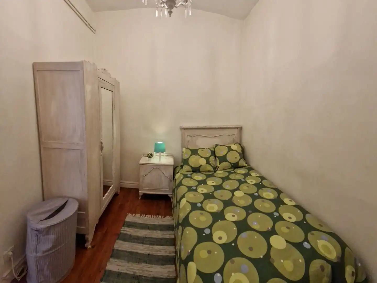 Habitación de Piso de alquiler en Bilbao  con Calefacción, Parquet y Amueblado