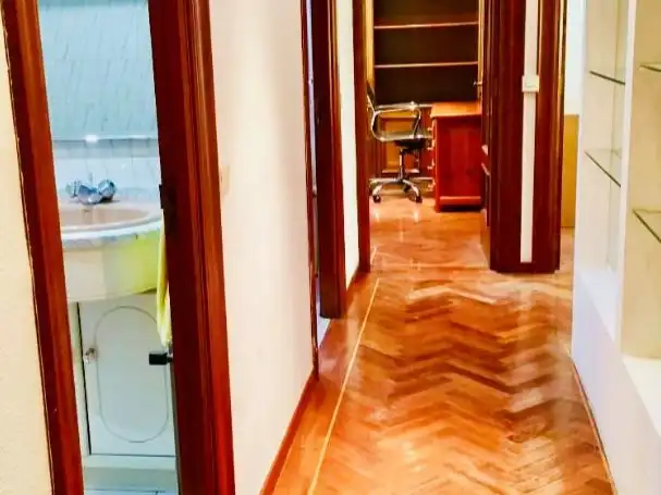 Flat for rent in Madrid  with Heating, Parquet flooring and Terrace