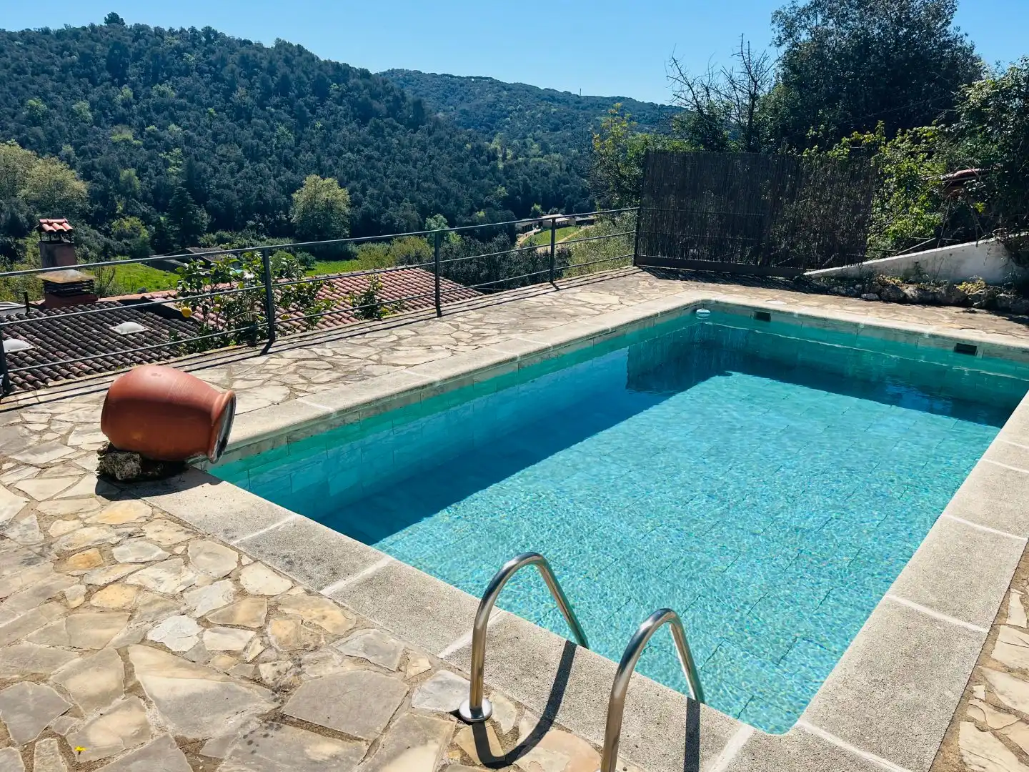 Houses for sale in Carrer del Montseny, 5, Sant Cebrià de Vallalta Swimming pool of Houses for sale in Sant Cebrià de Vallalta with Air Conditioner, Terrace and Swimming Pool