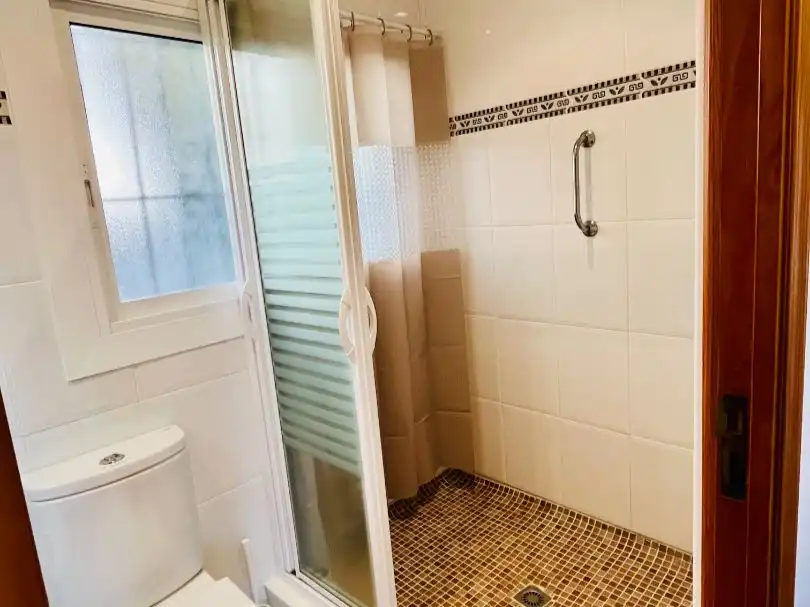 Houses for sale in Carrer del Montseny, 5, Sant Cebrià de Vallalta Bathroom of Houses for sale in Sant Cebrià de Vallalta with Air Conditioner, Terrace and Swimming Pool