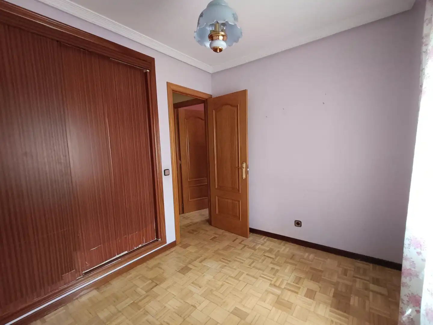 Wohnung zum Verkauf in Calle de Méjico, 8, Valleaguado - La Cañada Schlafzimmer von Wohnung zum Verkauf in Coslada mit Heizung, Privatgarten und Parkett