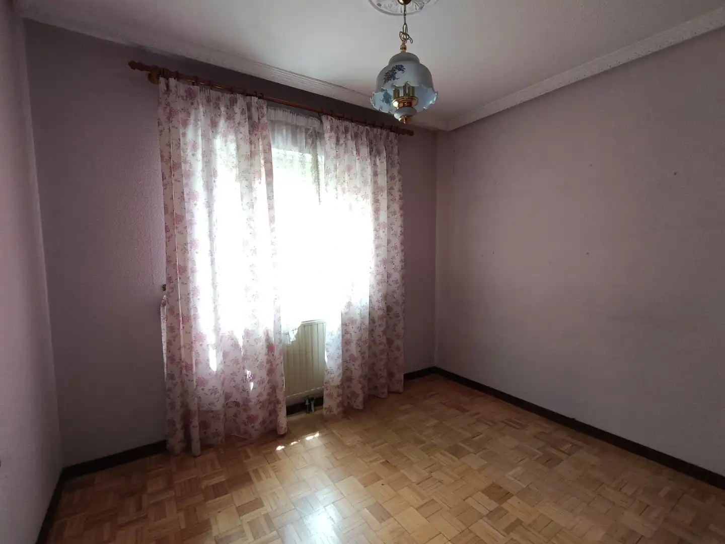 Wohnung zum Verkauf in Calle de Méjico, 8, Valleaguado - La Cañada Schlafzimmer von Wohnung zum Verkauf in Coslada mit Heizung, Privatgarten und Parkett