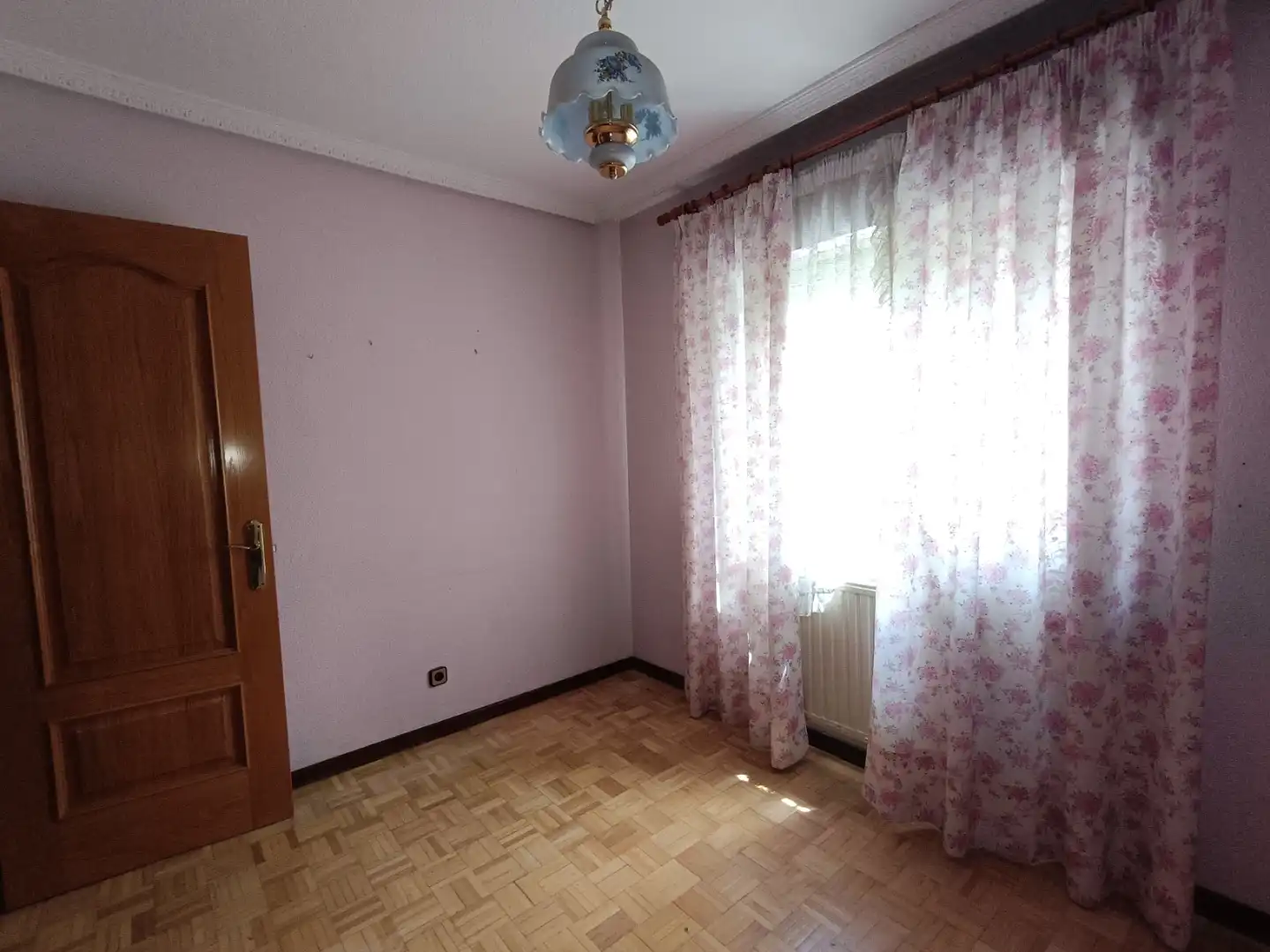 Wohnung zum Verkauf in Calle de Méjico, 8, Valleaguado - La Cañada Schlafzimmer von Wohnung zum Verkauf in Coslada mit Heizung, Privatgarten und Parkett