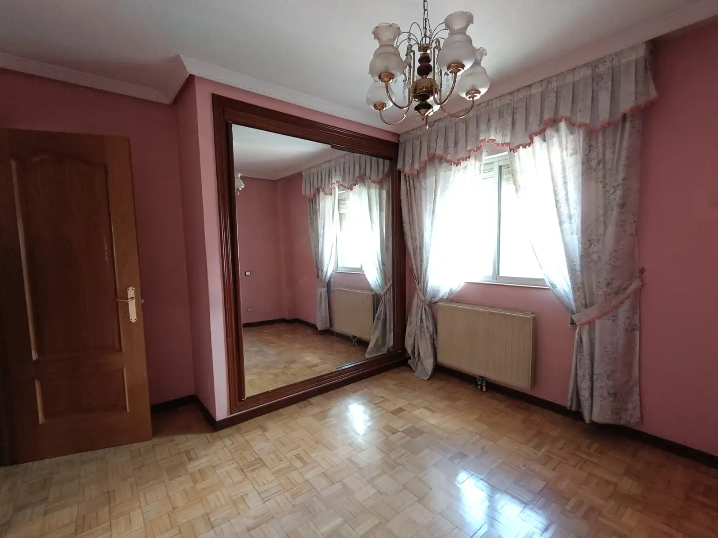 Wohnung zum Verkauf in Calle de Méjico, 8, Valleaguado - La Cañada Schlafzimmer von Wohnung zum Verkauf in Coslada mit Heizung, Privatgarten und Parkett