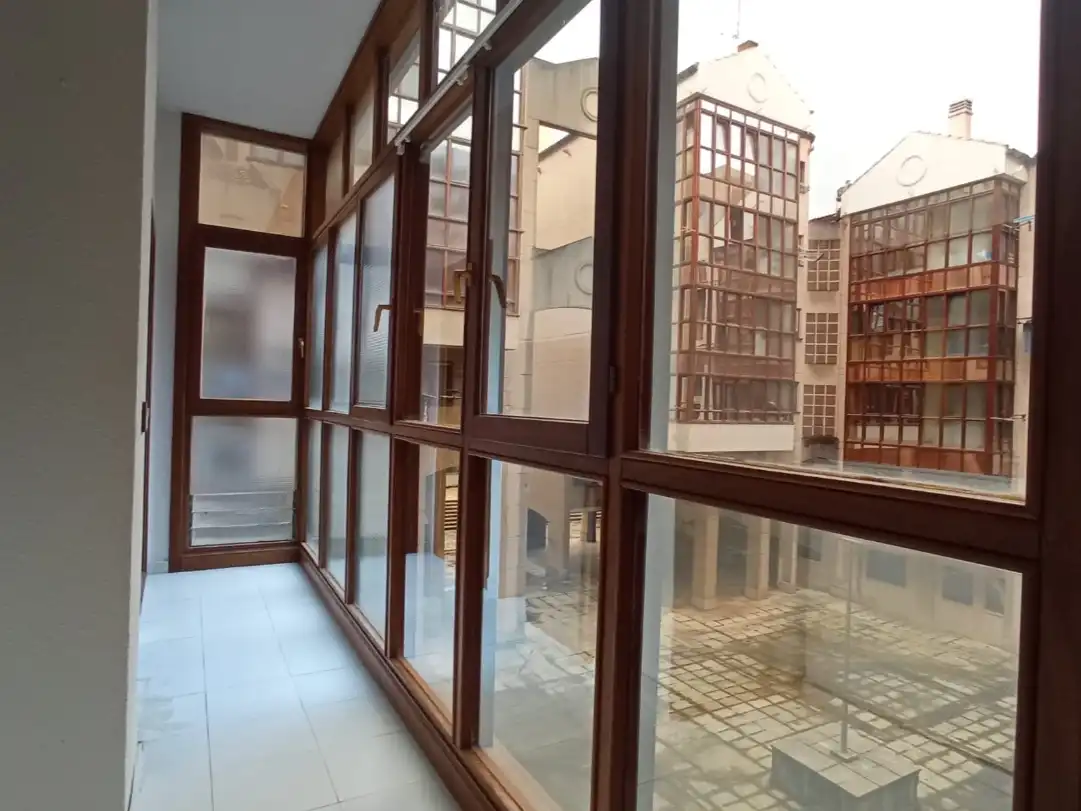 Piso de alquiler en Bermeo con Calefacción, Amueblado y Balcón