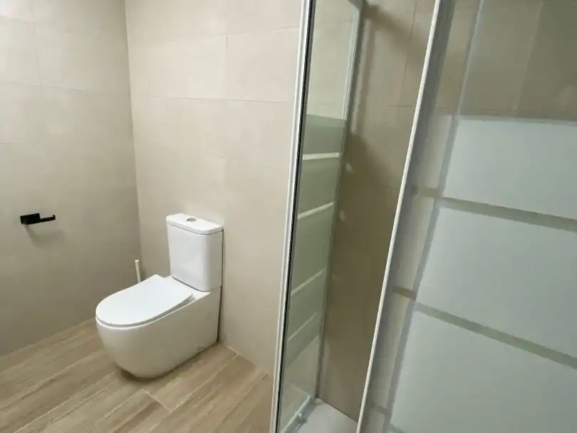 Piso de alquiler en Carretera Sagrera, 2, Santa Eulàlia de Ronçana Baño de Piso de alquiler en Santa Eulàlia de Ronçana con Parquet