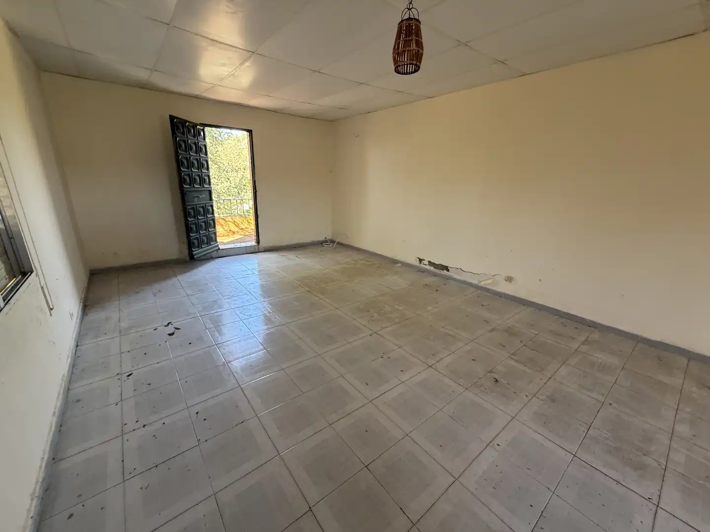Wohnung zum Verkauf in Arrabal Campomanes AR-18, Dehesilla de Calamón - Campomanes Wohnung zum Verkauf in Badajoz mit Klimaanlage, Heizung und Privatgarten