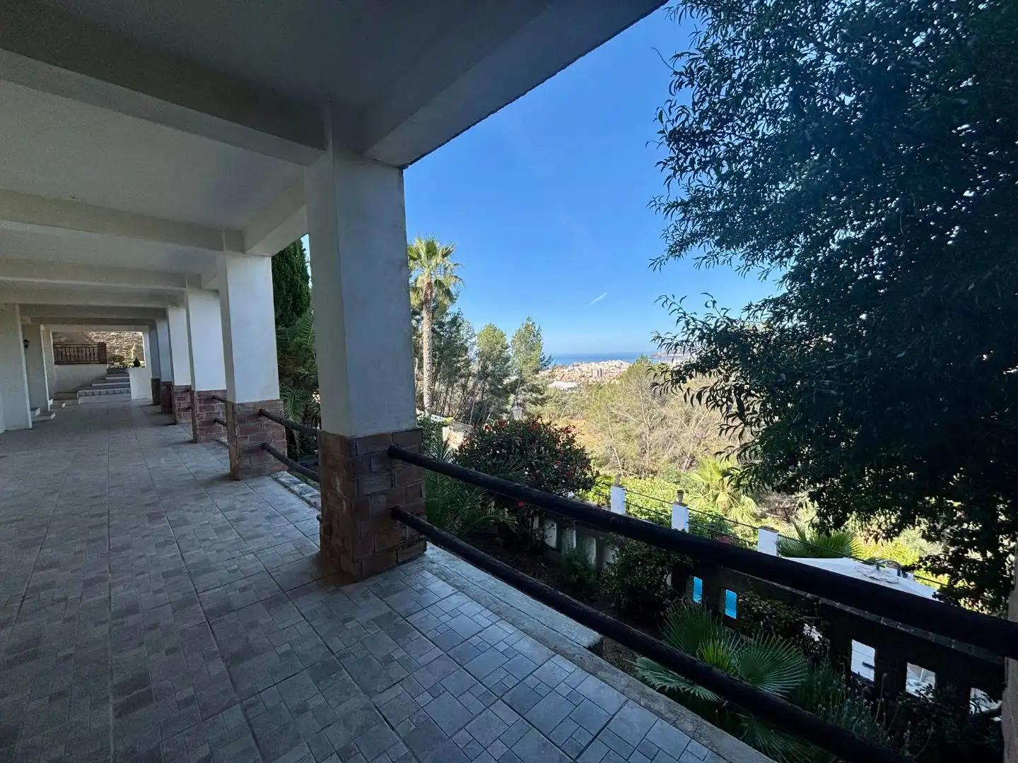 Houses for sale in Street Calle Pino Alto, 1, Velilla - Velilla Taramay Terrace of Houses for sale in Almuñécar with Air Conditioner, Terrace and Swimming Pool
