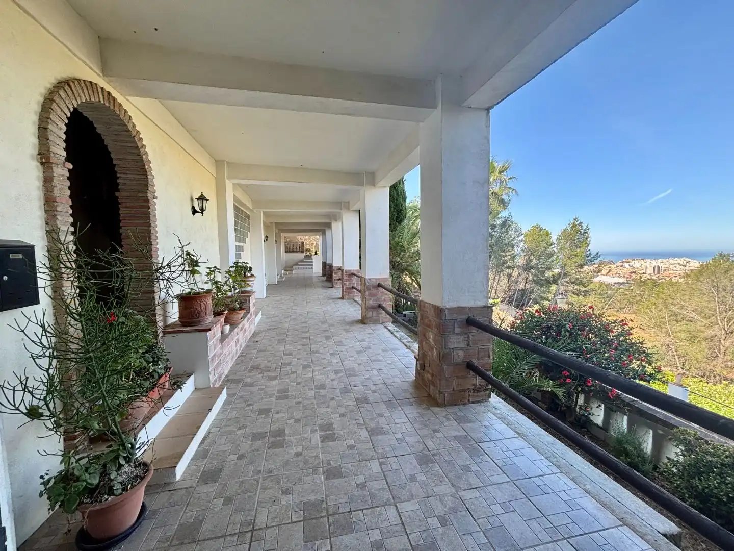 Houses for sale in Street Calle Pino Alto, 1, Velilla - Velilla Taramay Terrace of Houses for sale in Almuñécar with Air Conditioner, Terrace and Swimming Pool