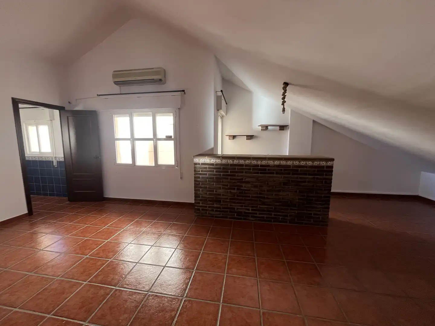 Wohnung zum Verkauf in Badajoz mit Klimaanlage, Heizung und Terrasse