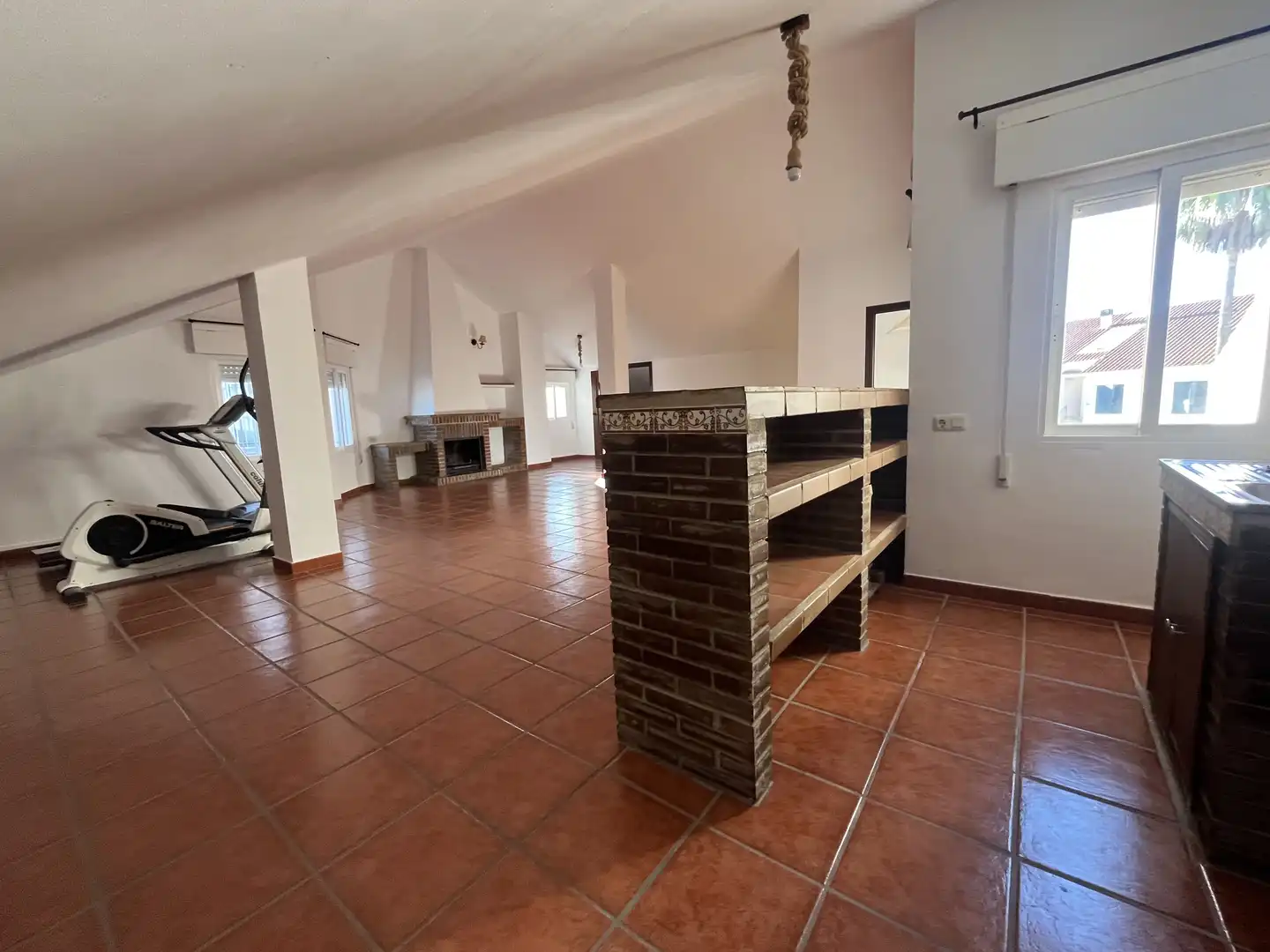 Wohnung zum Verkauf in Badajoz mit Klimaanlage, Heizung und Terrasse