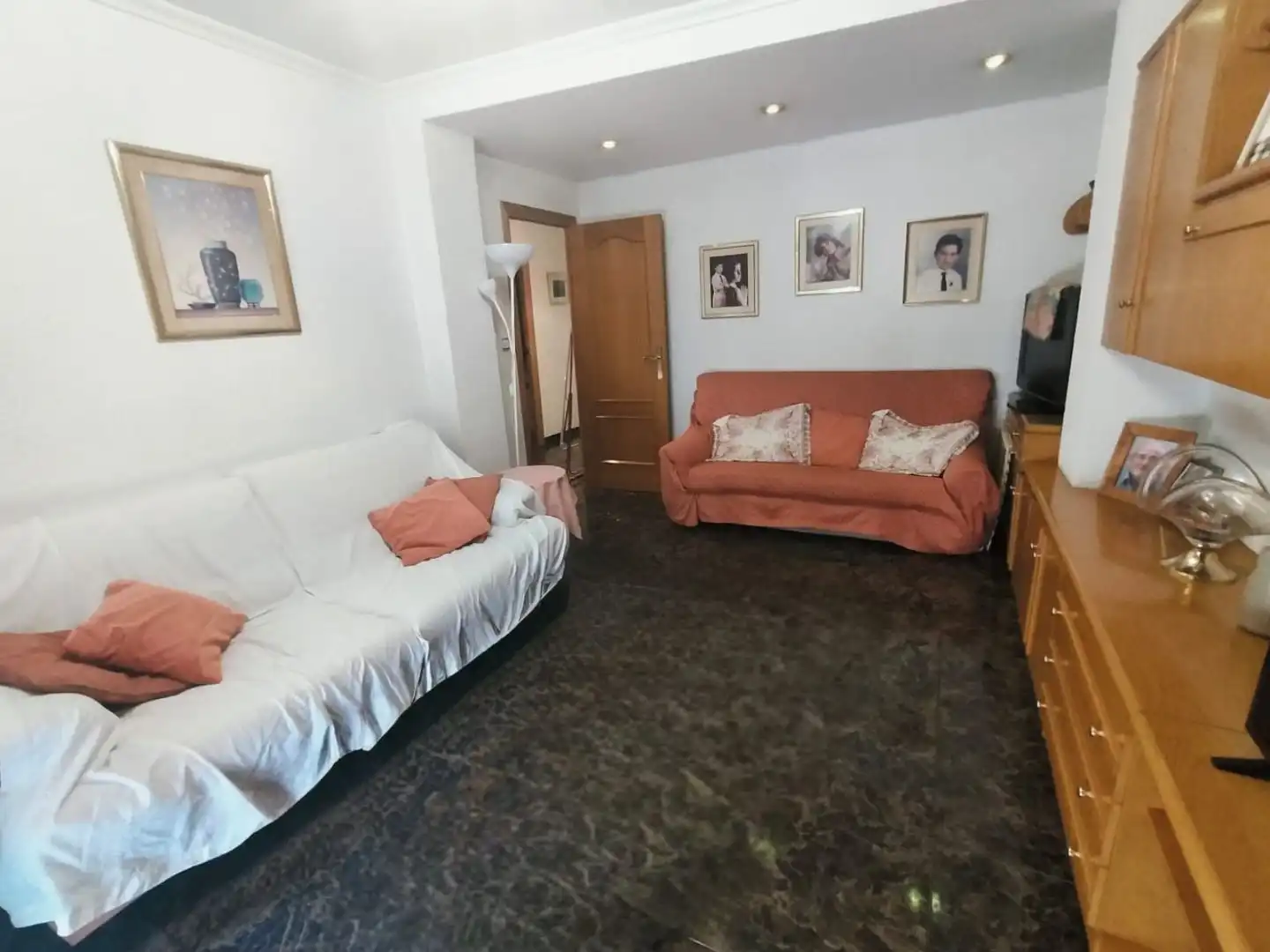 Piso en venta en Plaça Reis Catòlics, 17, Plaza Crevillente - Antiguos Juzgados - El Asilo Sala de estar de Piso en venta en Elche / Elx con Aire acondicionado y Balcón