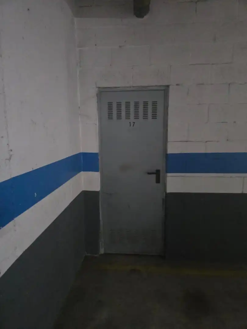 Storage room for rent in Sevilla