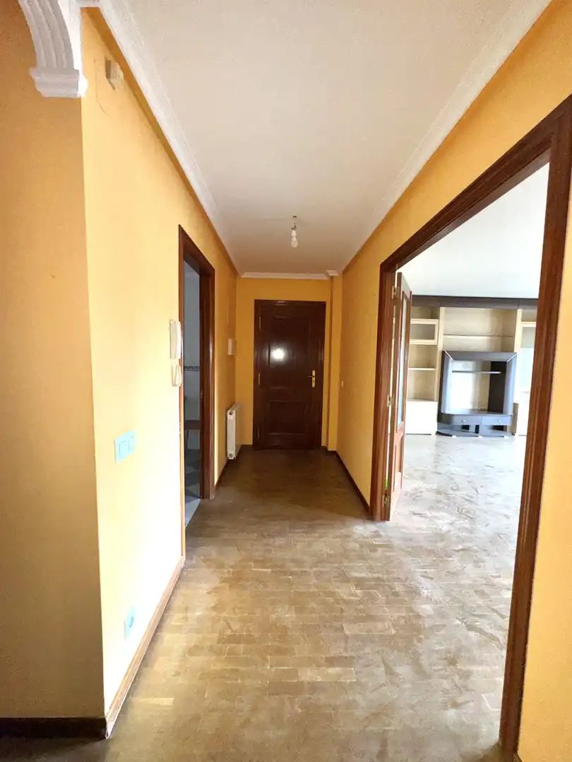 Flat for rent in Avenida de León / Carril Lateral, 36, Tordesillas