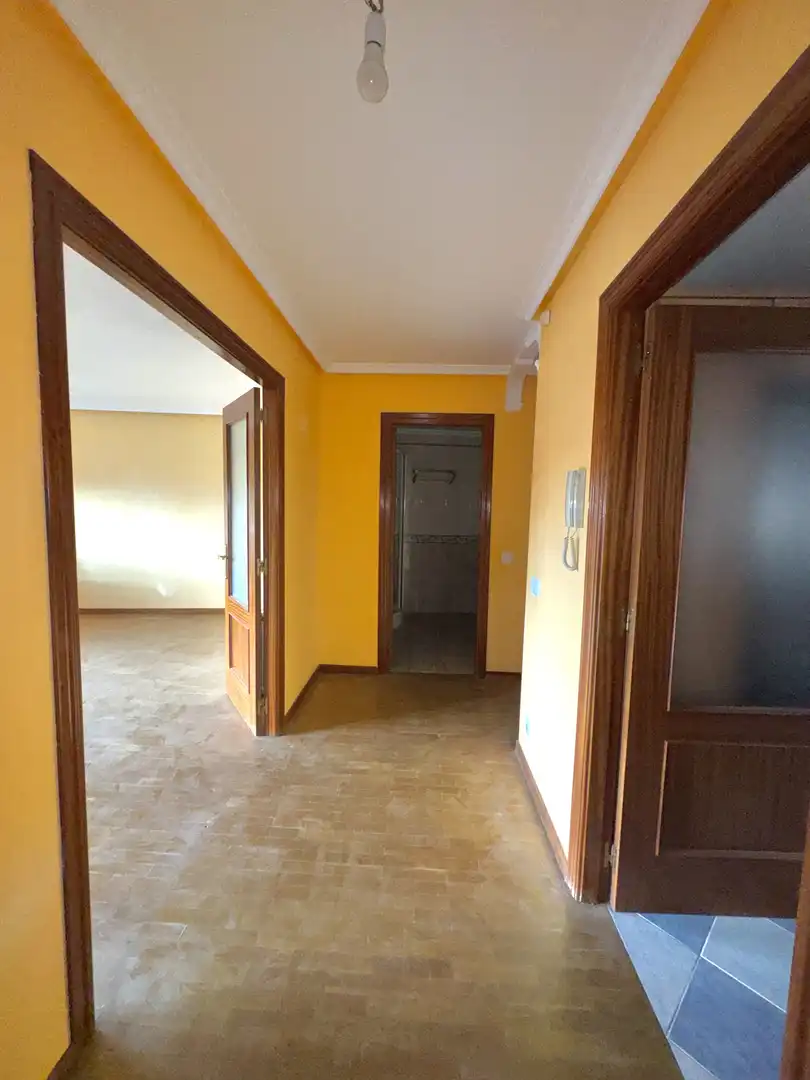 Flat for rent in Avenida de León / Carril Lateral, 36, Tordesillas