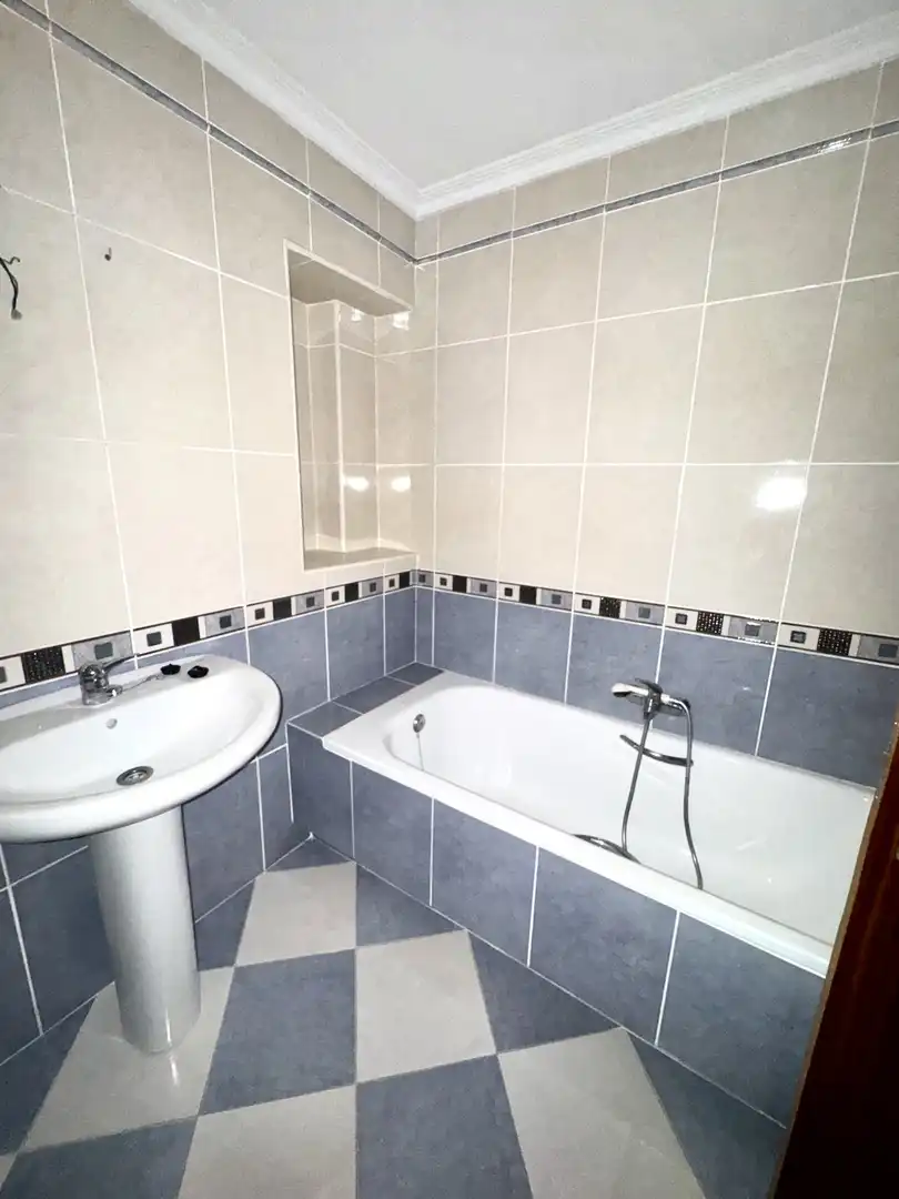 Flat for rent in Avenida de León / Carril Lateral, 36, Tordesillas