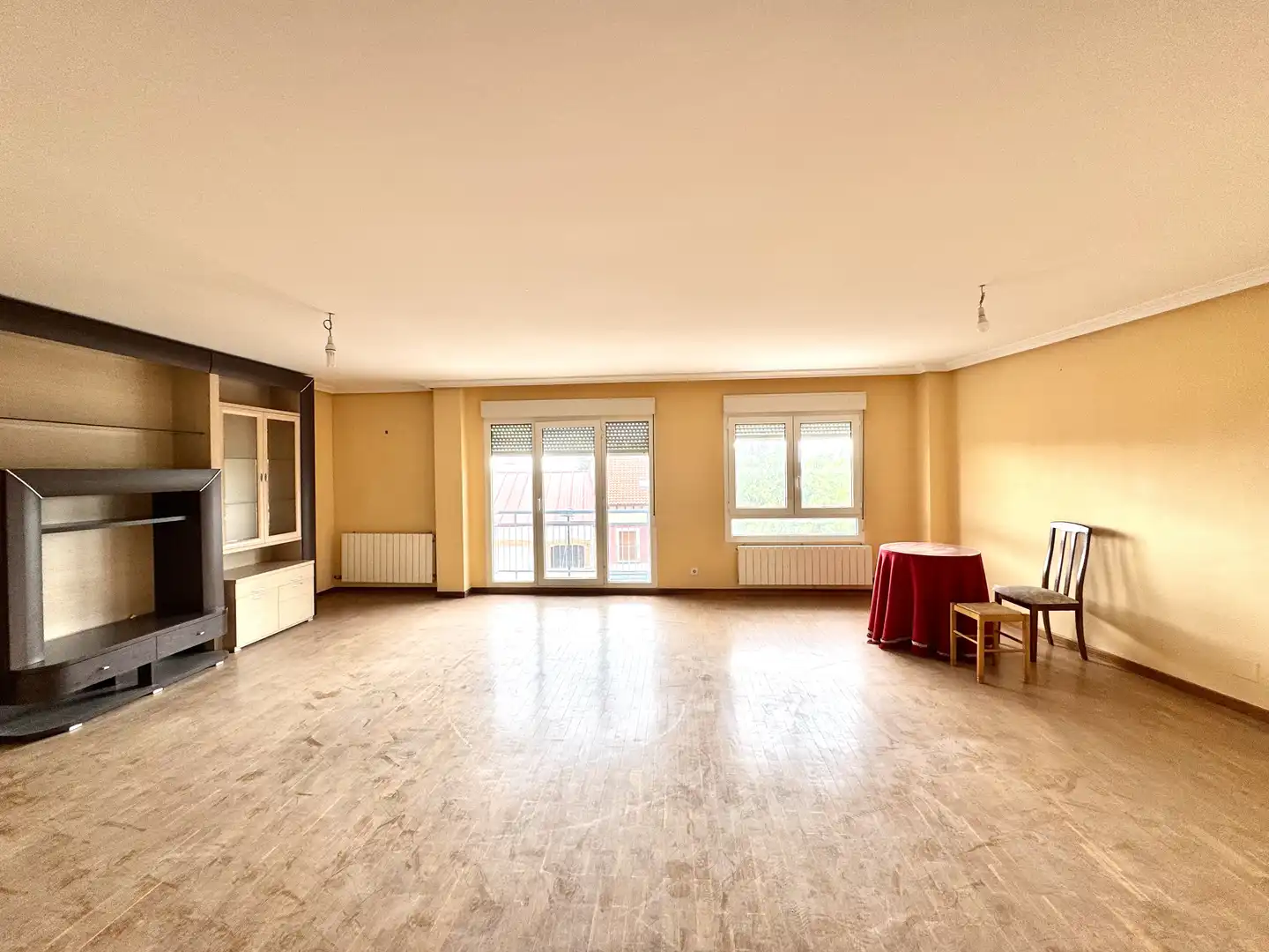 Flat for rent in Avenida de León / Carril Lateral, 36, Tordesillas Living room of Flat for rent in Tordesillas with Heating, Parquet flooring and Storage room