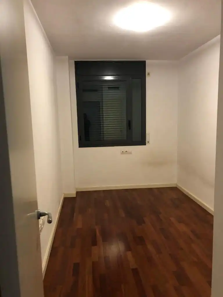 Schlafzimmer von Wohnung zur Miete in Lleida mit Klimaanlage, Privatgarten und Parkett