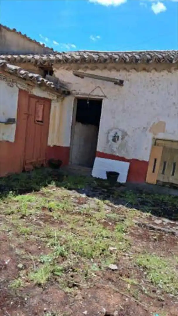 Vista exterior de Casa o chalet en venta en Belver de los Montes con Trastero y Amueblado