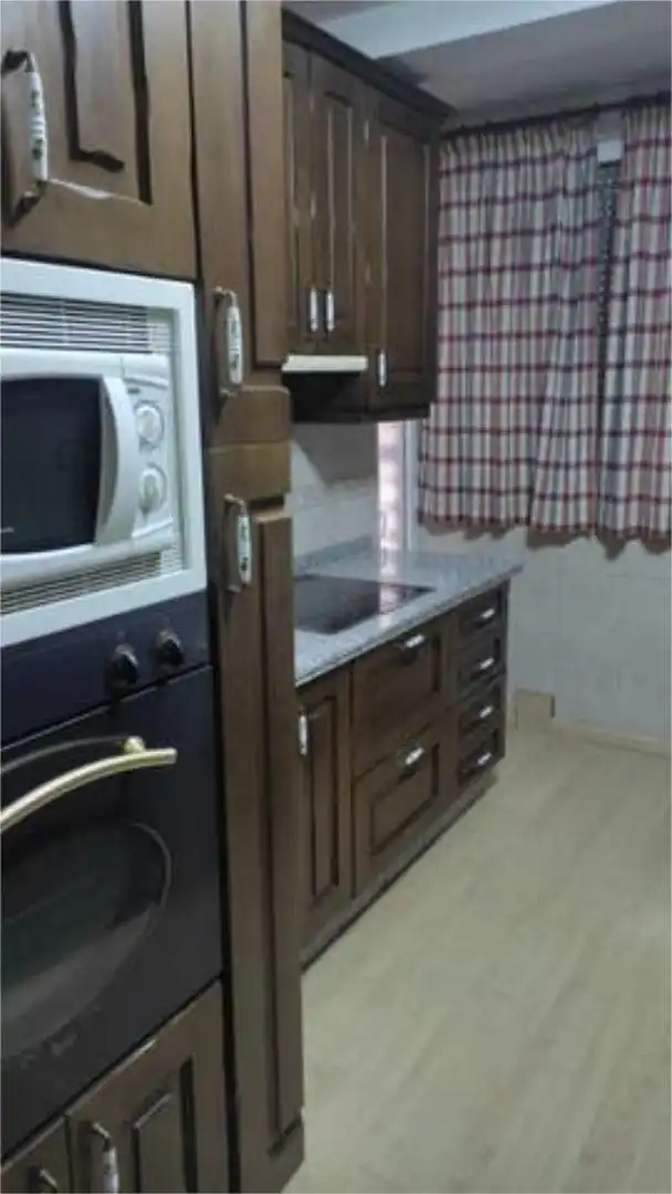 Cocina de Estudio de alquiler en Jaén con Calefacción, Terraza y Amueblado