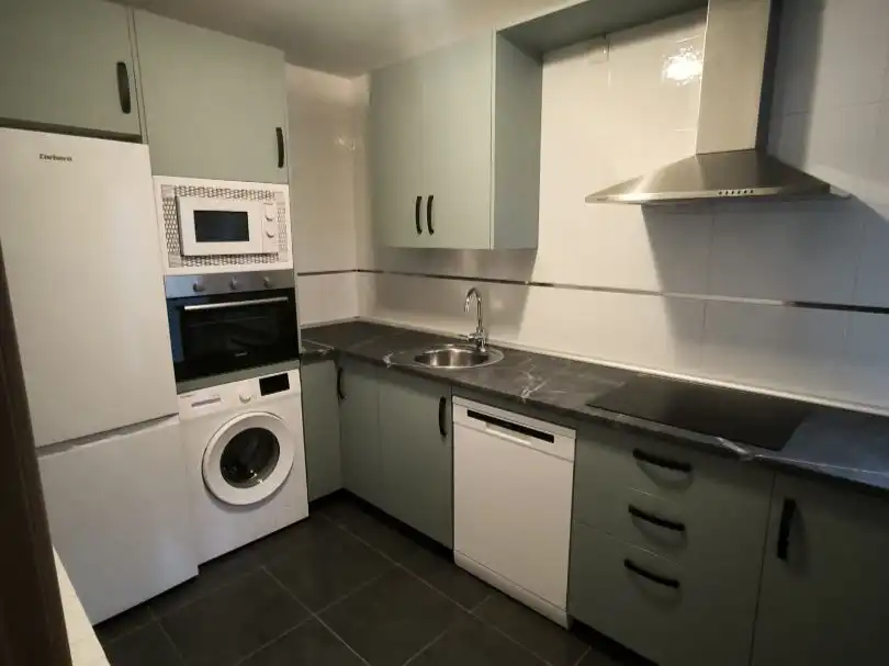 Cocina de Piso de alquiler en Zamora Capital  con Calefacción, Parquet y Amueblado