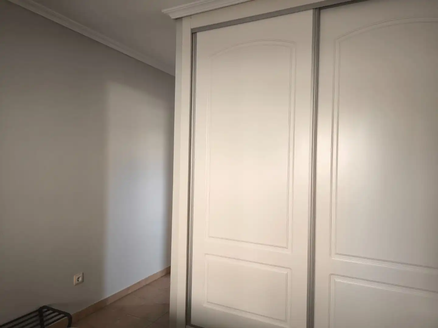 Pis de lloguer a Calle Vial 1 Mosa Trajectum, 6, Baños y Mendigo Dormitori de Pis de lloguer en Murcia amb Aire condicionat, Calefacció i Jardí privat
