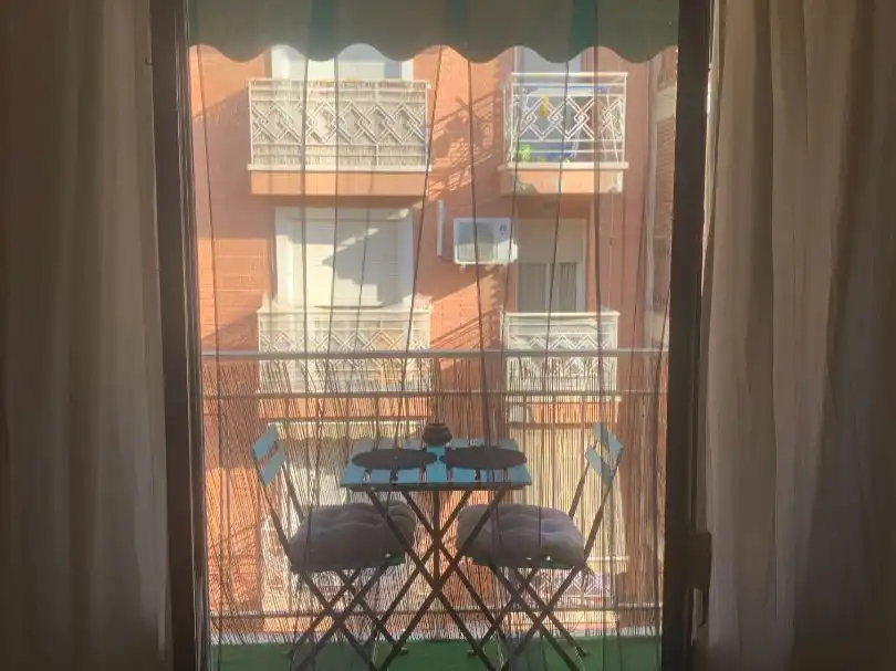 Habitación en Calle Pintor Murillo, 9, Centro Terraza de Piso para compartir en San Vicente del Raspeig / Sant Vicent del Raspeig con Aire acondicionado, Amueblado y Balcón