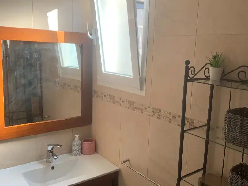 Habitación en Calle Pintor Murillo, 9, Centro Baño de Piso para compartir en San Vicente del Raspeig / Sant Vicent del Raspeig con Aire acondicionado, Amueblado y Balcón