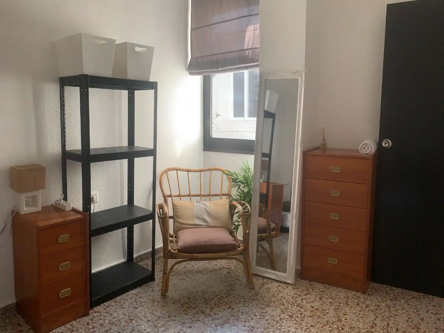 Habitación en Calle Pintor Murillo, 9, Centro Habitación de Piso para compartir en San Vicente del Raspeig / Sant Vicent del Raspeig con Aire acondicionado, Amueblado y Balcón