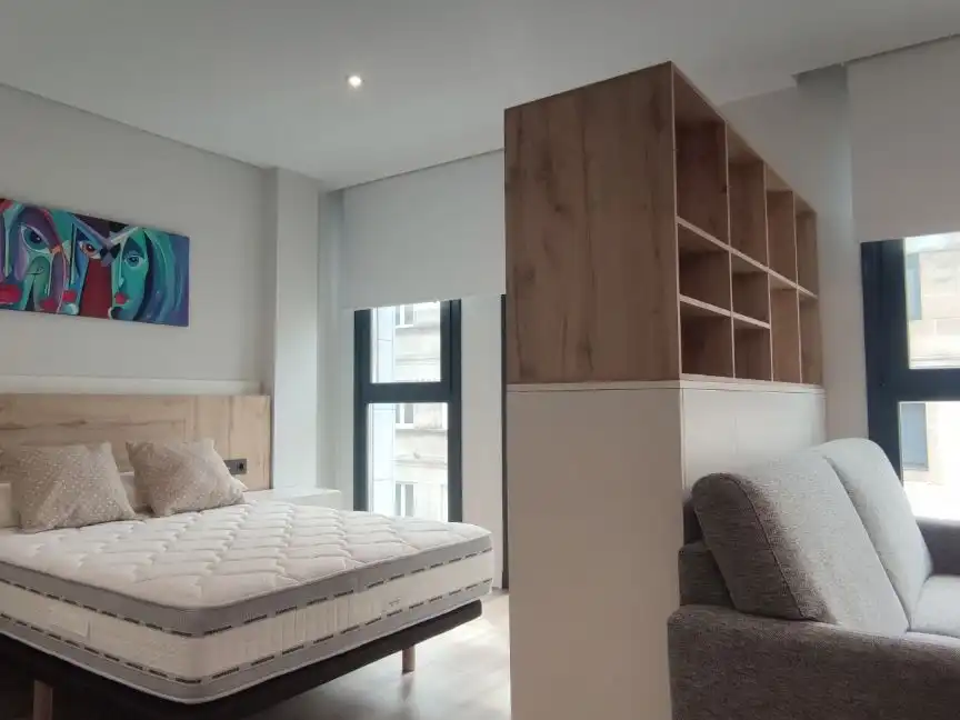 Study for rent in Rúa de Venezuela, 53, Plaza España - Corte Inglés Bedroom of Study for rent in Vigo with Air Conditioner, Heating and Furnished