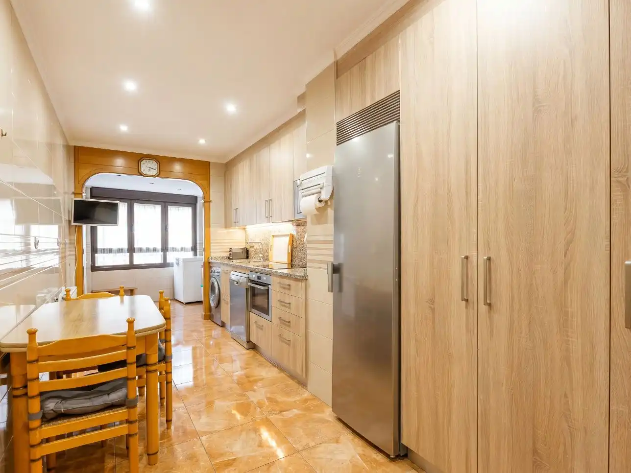 Piso de alquiler en Calle Abejeras, 1, Azpilañaga Cocina de Piso de alquiler en Pamplona / Iruña con Calefacción, Parquet y Terraza