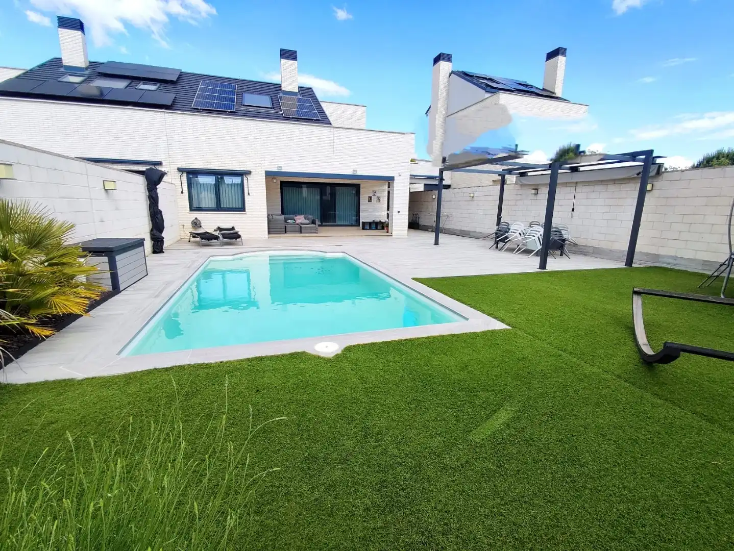 Casa o chalet en venta en Avenida del Arco Iris, 4, Urbanizaciones Piscina de Casa o chalet en venta en Rivas-Vaciamadrid con Aire acondicionado, Calefacción y Jardín privado