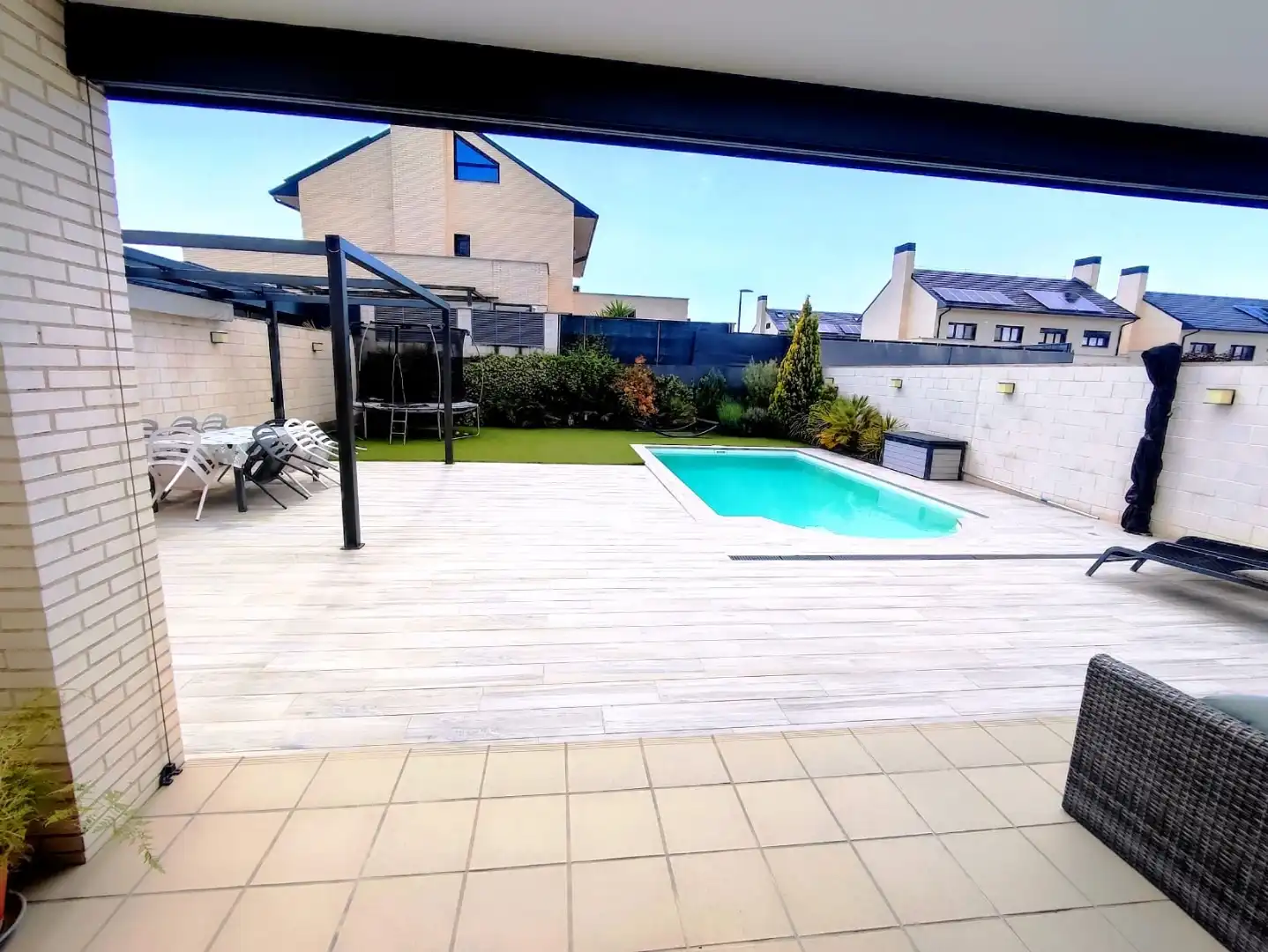 Casa o chalet en venta en Avenida del Arco Iris, 4, Urbanizaciones Terraza de Casa o chalet en venta en Rivas-Vaciamadrid con Aire acondicionado, Calefacción y Jardín privado
