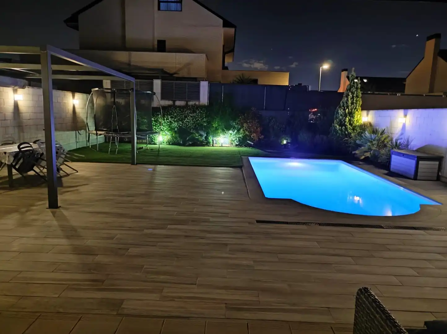 Casa o chalet en venta en Avenida del Arco Iris, 4, Urbanizaciones Piscina de Casa o chalet en venta en Rivas-Vaciamadrid con Aire acondicionado, Calefacción y Jardín privado