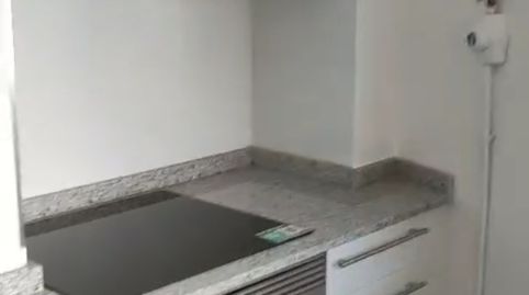 Piso de alquiler en Rúa Álvaro Cunqueiro, 6, Esteiro, Ferrol - imagen 2 Foto 2 de Piso de alquiler en Rúa Álvaro Cunqueiro, 6, Esteiro, Ferrol