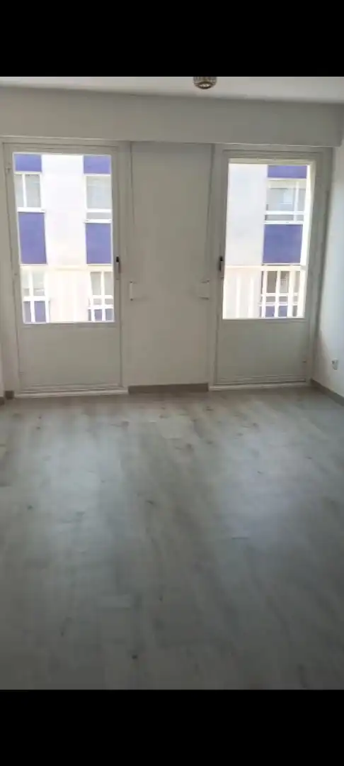 Piso de alquiler en Rúa Álvaro Cunqueiro, 6, Esteiro Piso de alquiler en Ferrol con Calefacción, Lavadora y Microondas