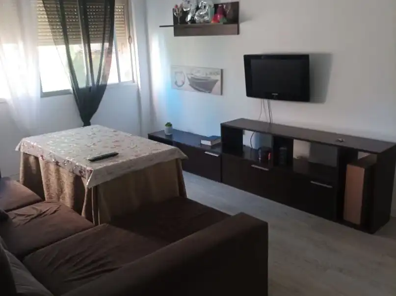 Room in Avenida del Perú, 4, Valdepasillas - La Paz - Huerta Rosales