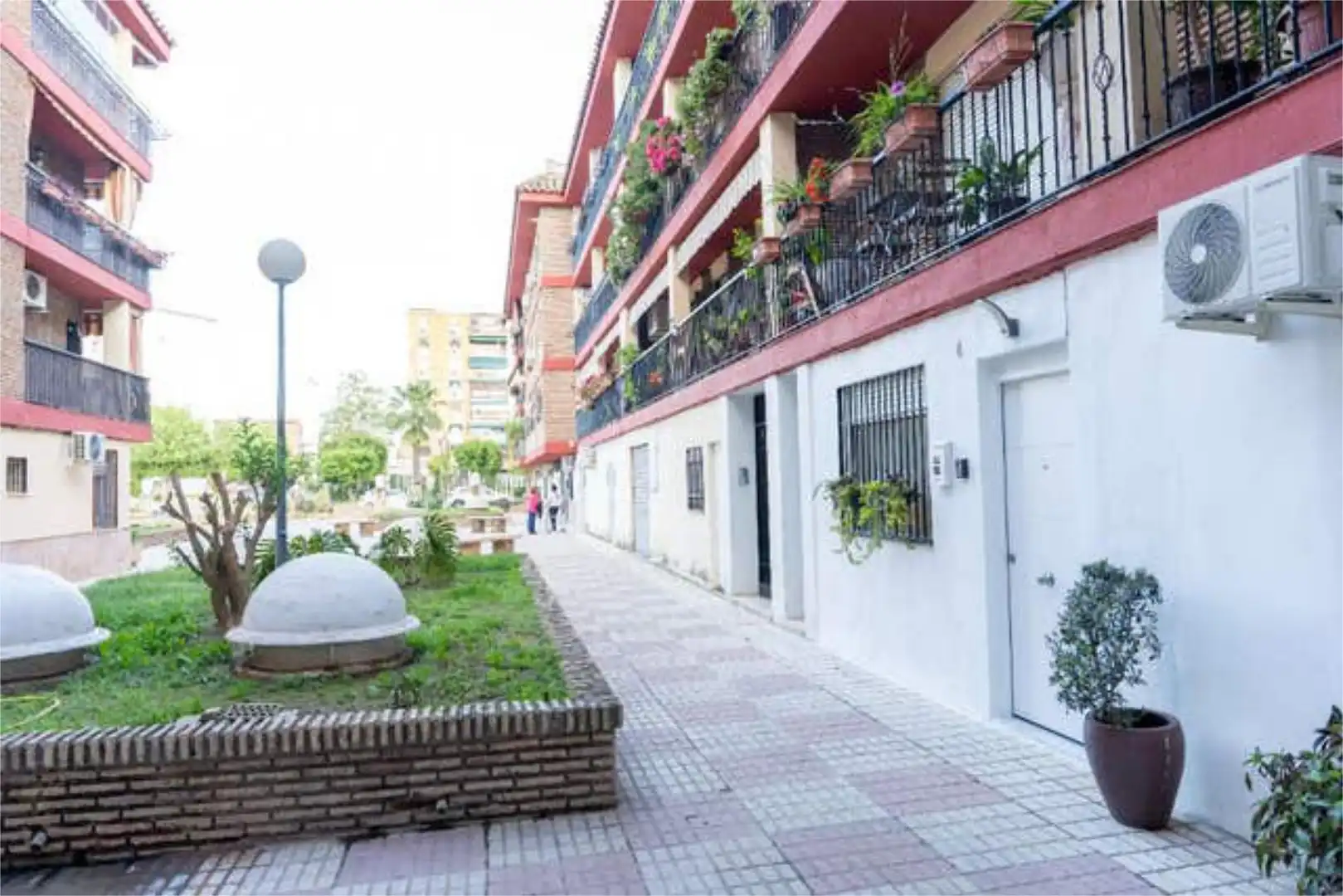 Apartament de lloguer a Sector Sur Vista exterior de Apartament de lloguer en Córdoba amb Calefacció, Jardí privat i Terrassa