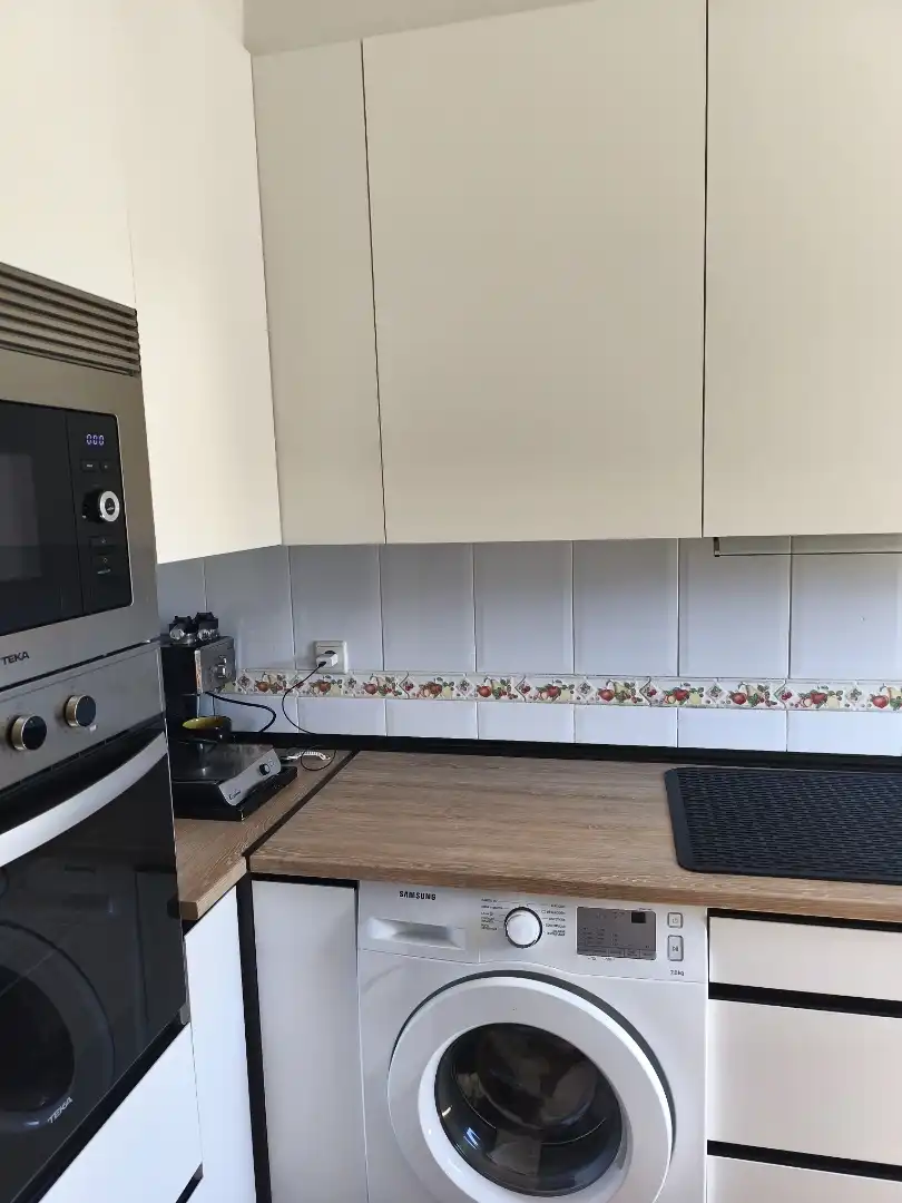Cocina de Casa adosada en venta en Navaluenga con Calefacción, Jardín privado y Parquet