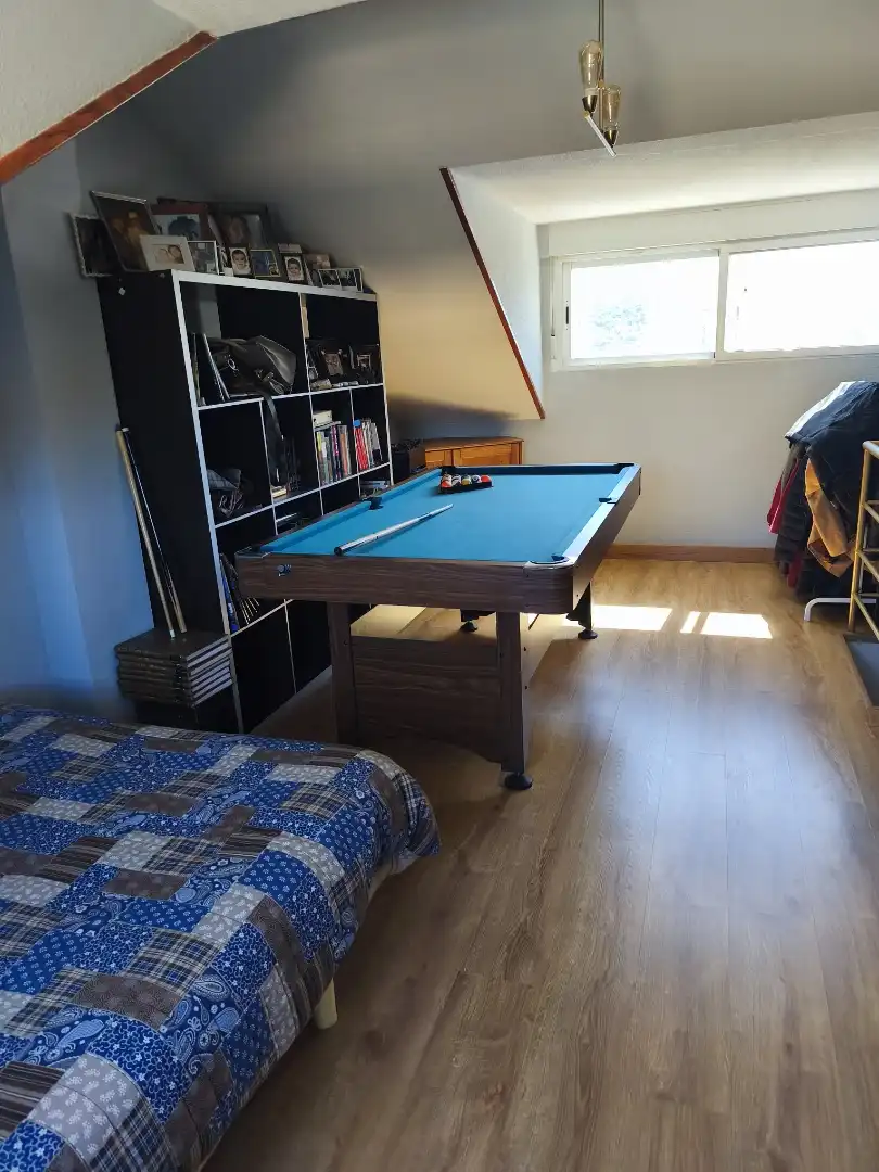 Piscina de Casa adosada en venta en Navaluenga con Calefacción, Jardín privado y Parquet