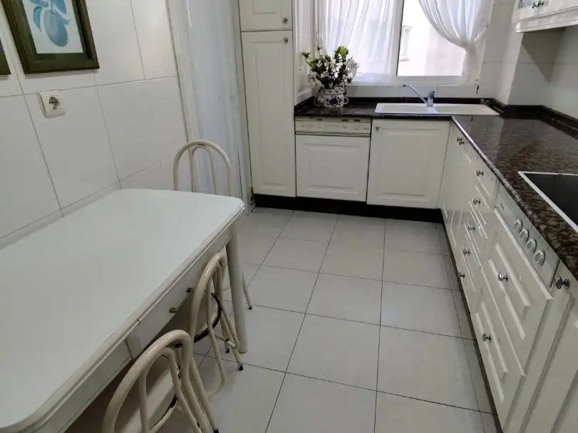 Piso de alquiler en Rúa Río de Monelos, 25, Cuatro Caminos - Plaza de la Cubela