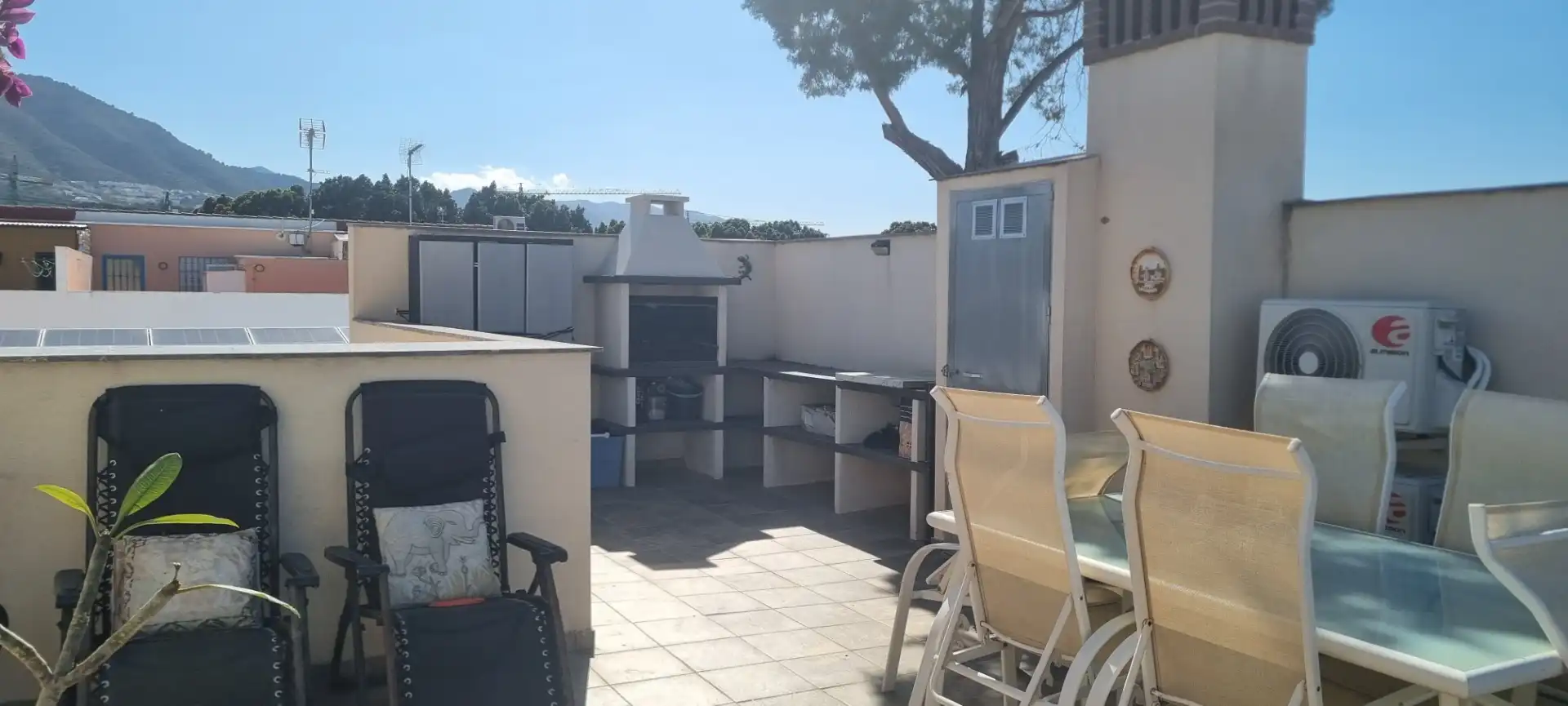 Einfamilien-Reihenhaus zum Verkauf in Calle Palacios Rubios, 5, Churriana - El Pizarrillo - La Noria-Guadalsol Terrasse von Einfamilien-Reihenhaus zum Verkauf in Málaga Capital mit Klimaanlage und Terrasse