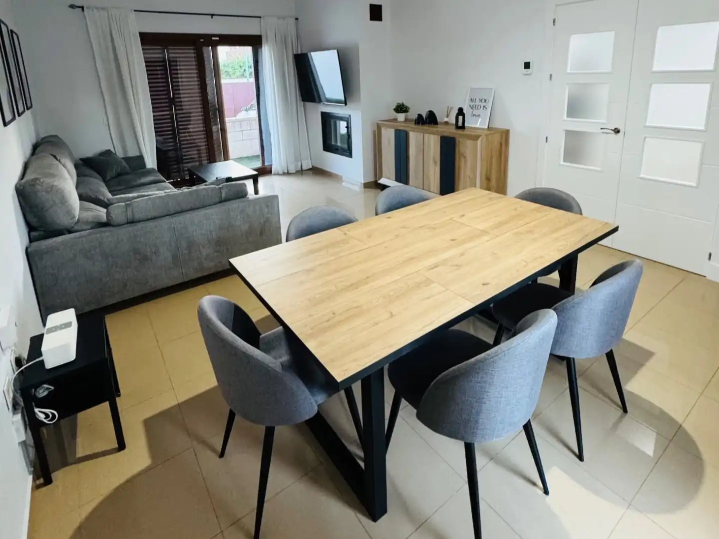 Dining room of Detached homes for sale in Chiclana de la Frontera  with Air Conditioner, Private garden and Terrace
