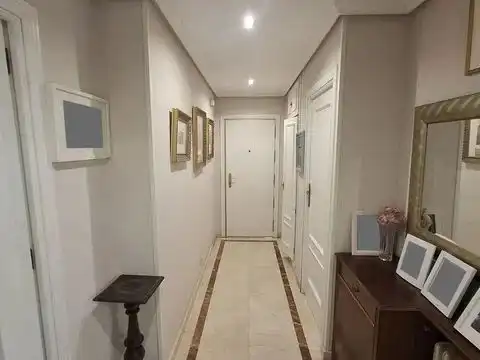 Wohnung zum Verkauf in Madrid mit Klimaanlage, Heizung und Privatgarten