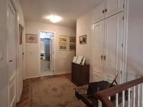 Wohnung zum Verkauf in Madrid mit Klimaanlage, Heizung und Privatgarten